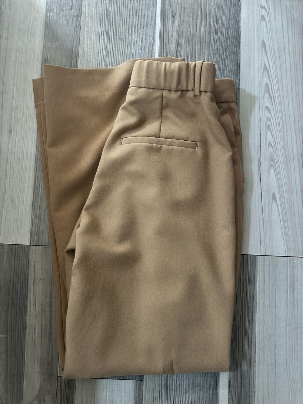 Abercrombie & Fitch Tan Tailored Pant